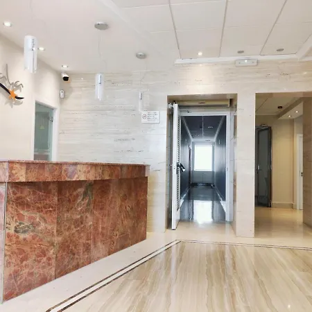 Hotel La Cala 3*